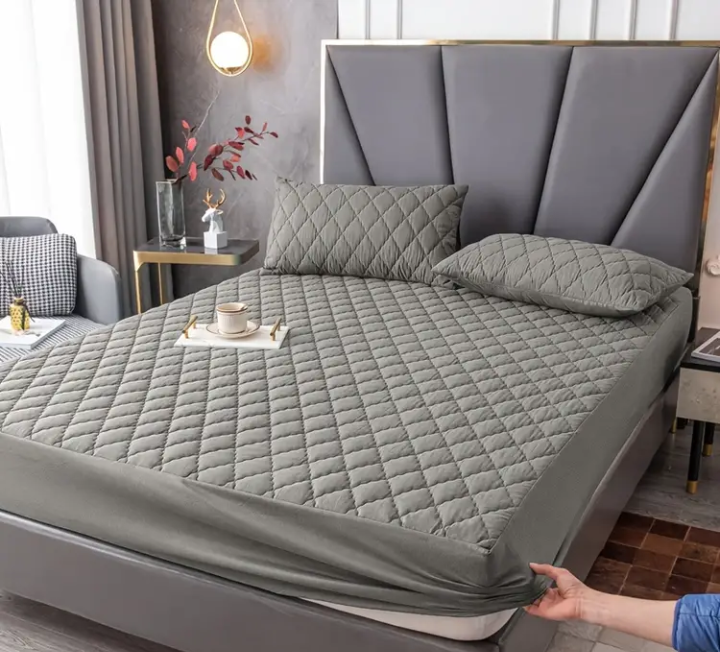 PROTECTOR DE COLCHÓN ANTIFLUIDO ACOLCHADO + ¡2 Fundas de Almohada de REGALO!